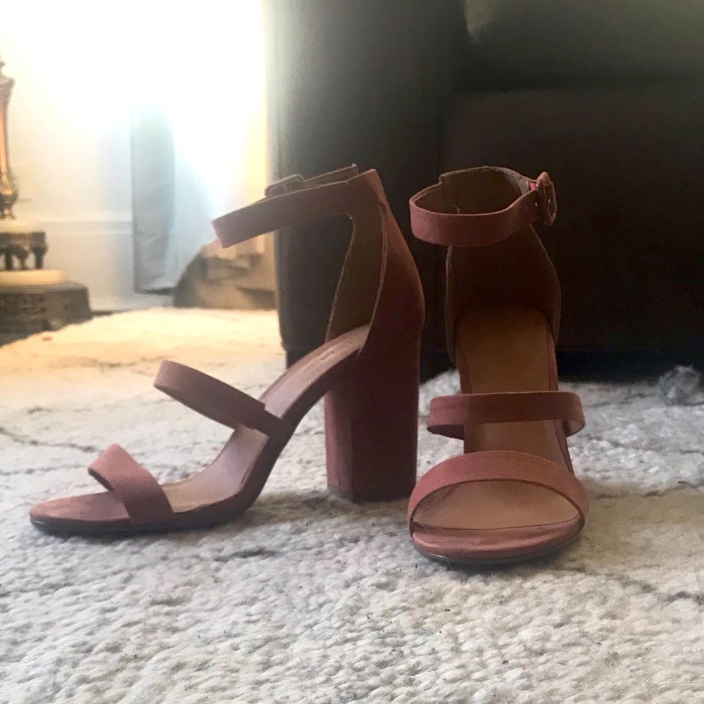 Urban Outfitters mauve suede high heeled sandals - Size 8